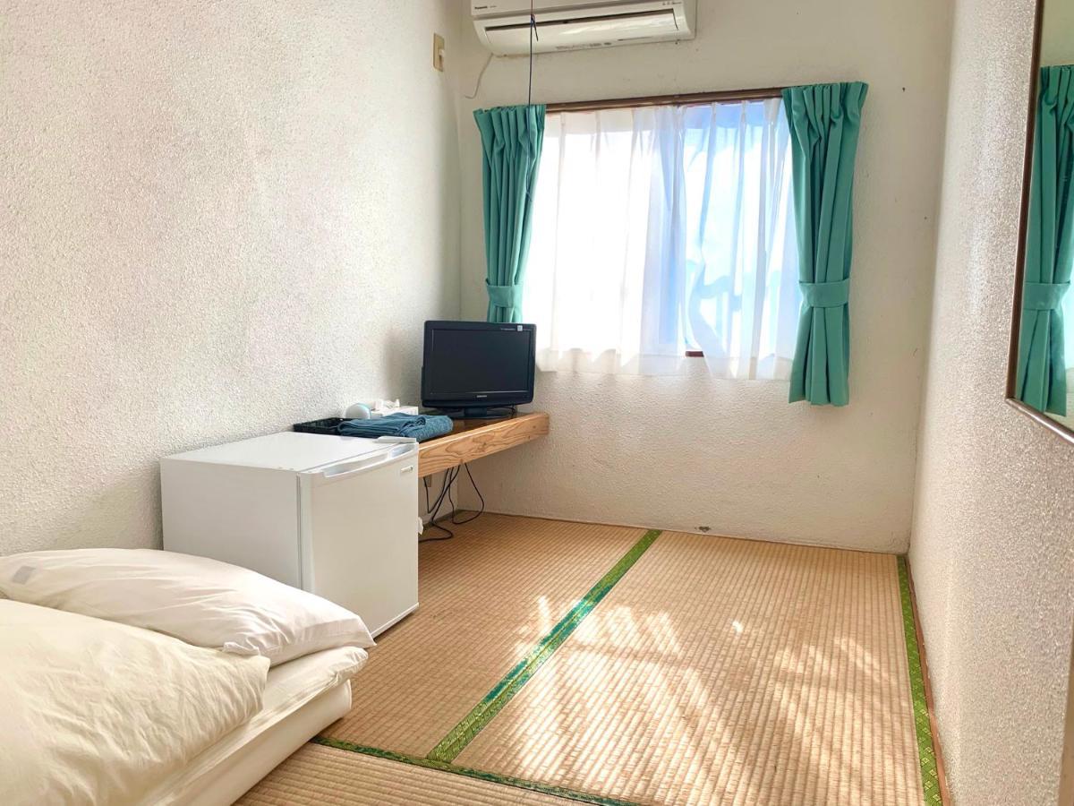 Pension Sea Friend Tokashiki Exterior photo